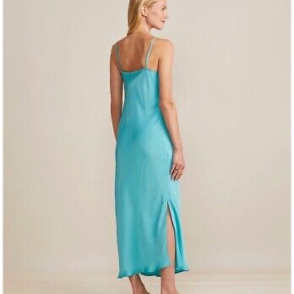 *NWT* Vineyard Vines Satin Midi Slip Dress - Picture 2 of 4